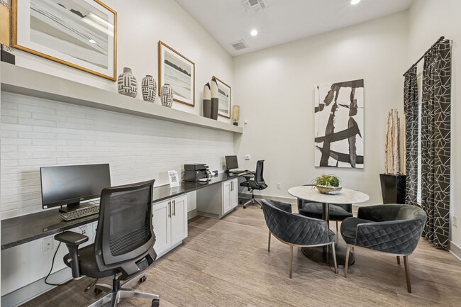 Building Photo - Sagebrush