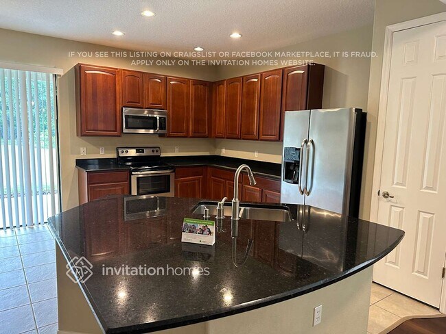 Building Photo - 610 Fiorella Ct