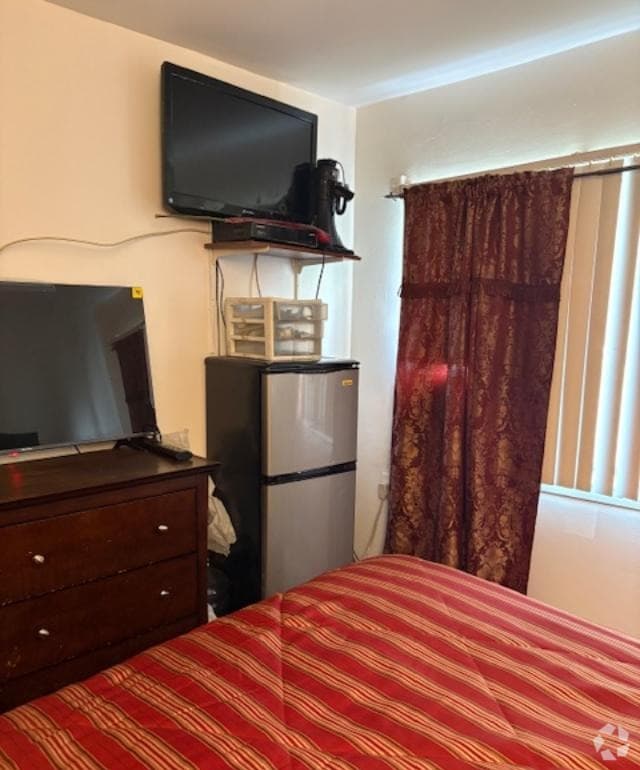 Building Photo - 29 Troy Ave