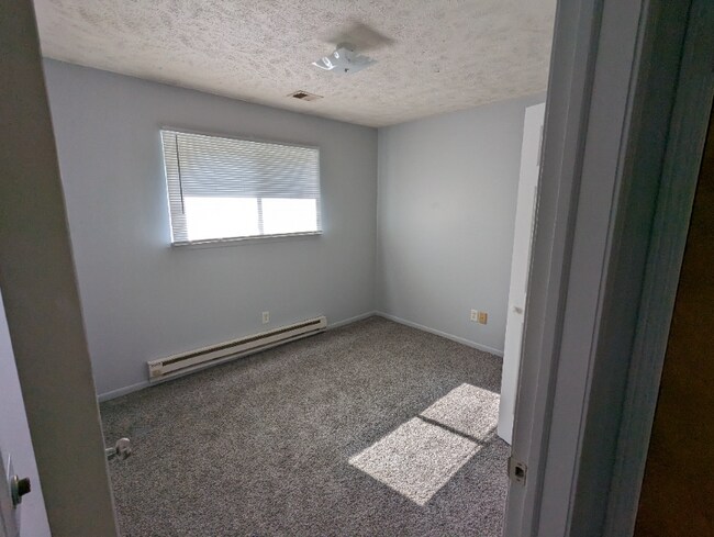 Building Photo - 3610 Simken Dr