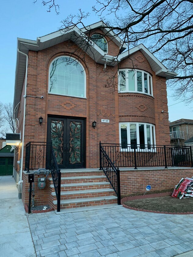 4749 189th St, Flushing, NY 11358 House Rental in Flushing, NY