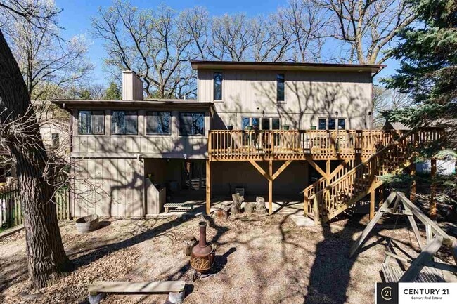 Building Photo - 845 Hidden Hills Dr