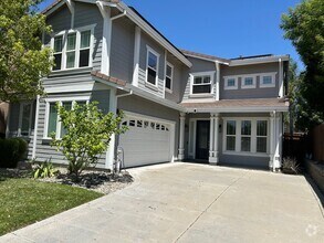 Building Photo - 2385 Fernwood Ln