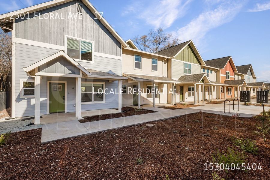 Primary Photo - Brand New 2 Bedroom Townhouse Style Home!
