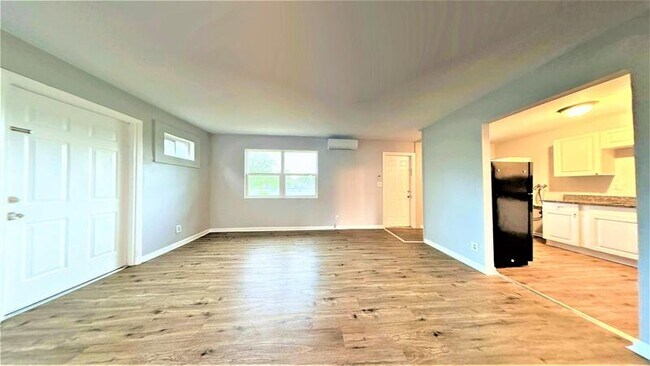 Foto del edificio - 1045 11th Ave NW