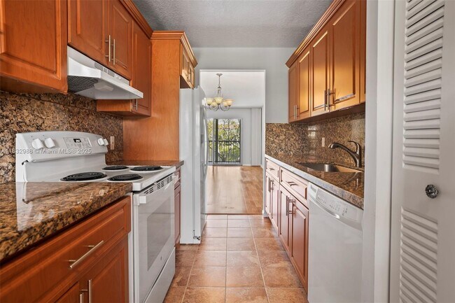 Foto del edificio - 12900 SW 13th St