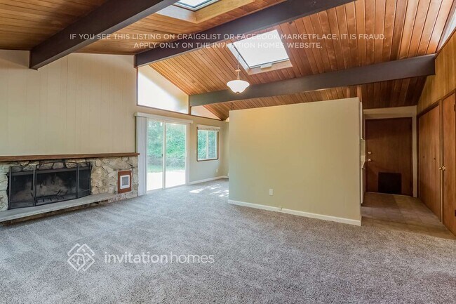 Foto del edificio - 118 140th St SW