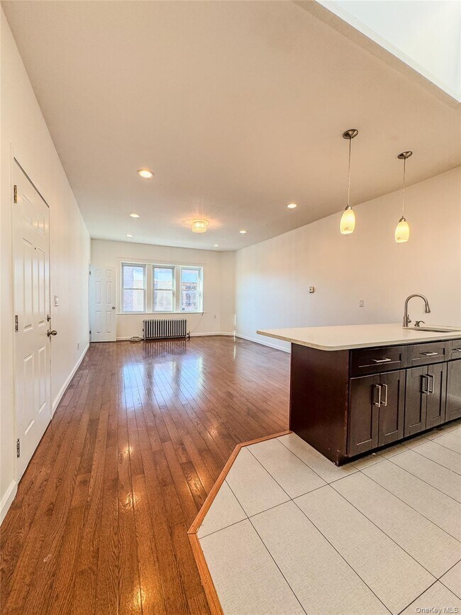 Foto del edificio - 209-211-211 Main St