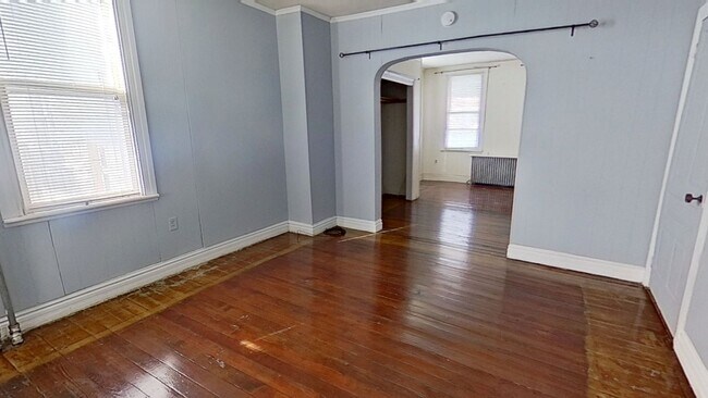 Building Photo - First-Floor Living in West York