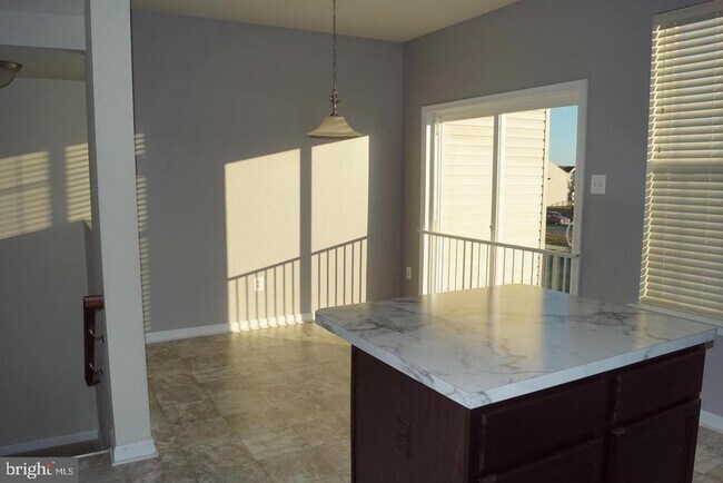 Foto del edificio - 3714 Oakley Ln