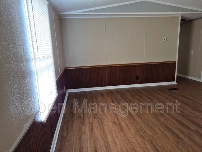 Building Photo - 3300 Voight Blvd