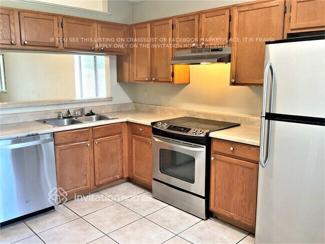 Foto del edificio - 105 River Chase Dr