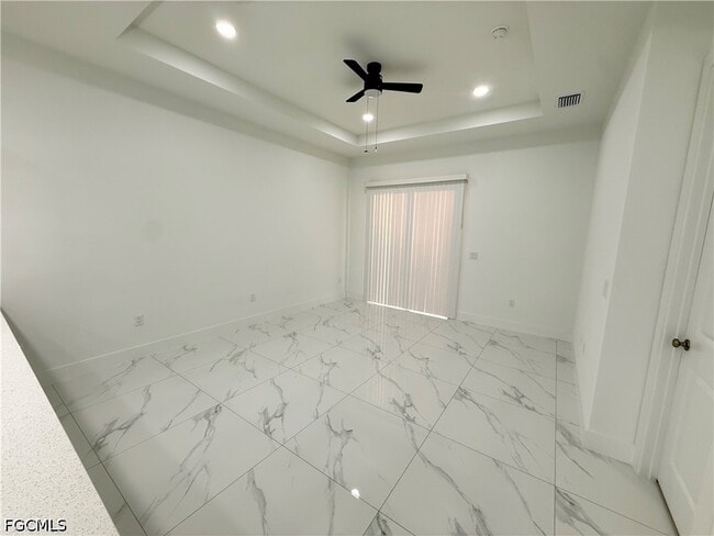 Foto del edificio - 1262 Best Ave