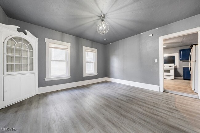 Foto del edificio - 4141 Cyril Ave