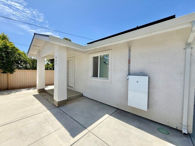 Foto del edificio - 529 N Lincoln Ave