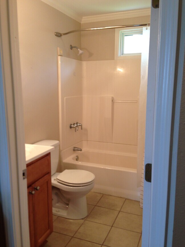 Building Photo - 6237 Waldo Dr