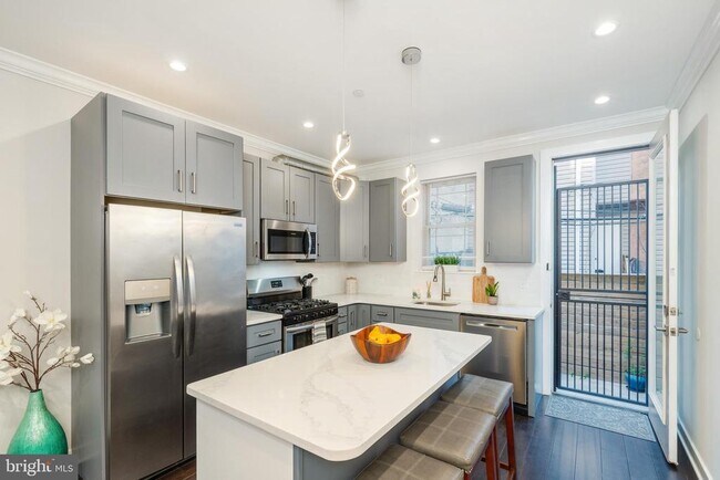 Foto del edificio - 522 N Natrona St