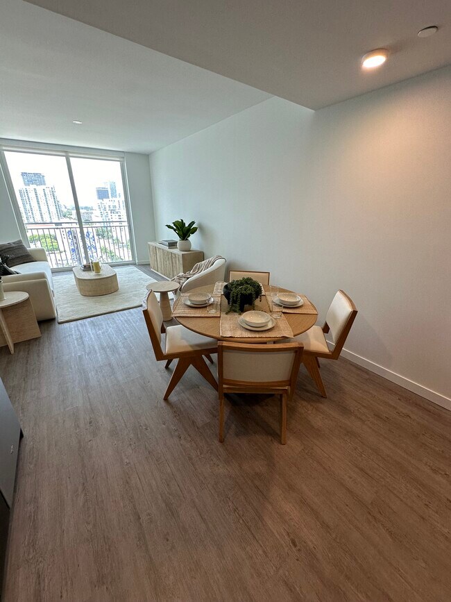 Foto del edificio - 133 NE 24th St