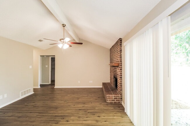 Building Photo - 2800 Terry Ct