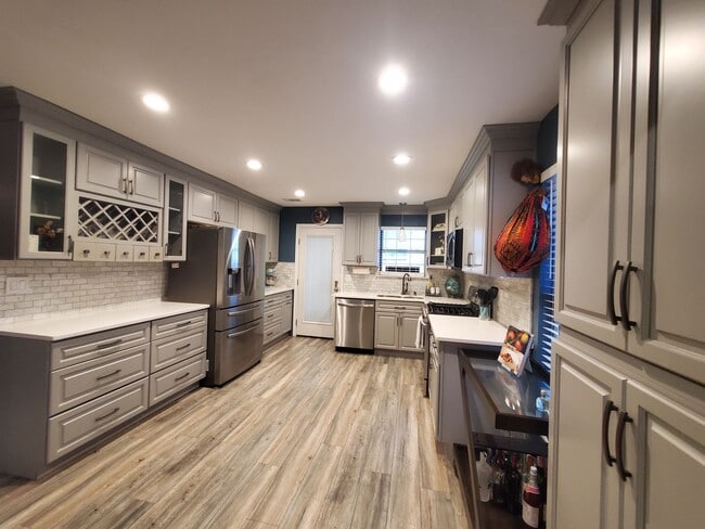 Building Photo - Beautiful 2-Bedroom, 2-Bath Townhome in Gated Community – Section 8 Welcome! Furniture Not Included!