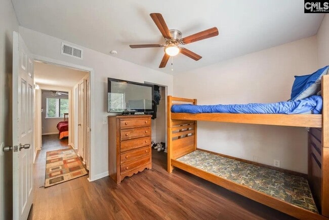 Building Photo - 1680 Horseshoe Dr