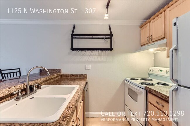 Building Photo - 1125 N Washington St