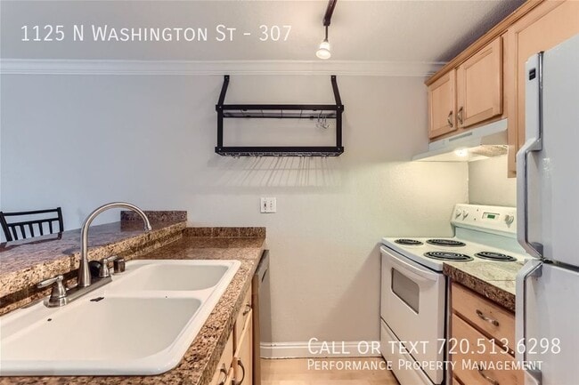 Foto del edificio - 1125 N Washington St