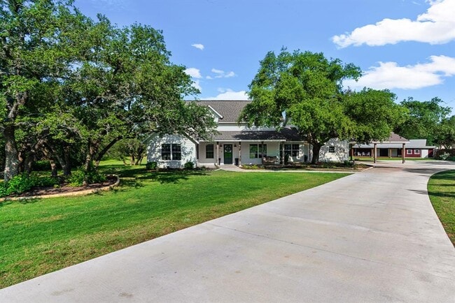 Foto del edificio - 8904 Butler Cir