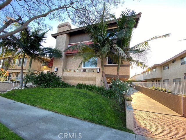 Foto del edificio - 823 N 1st St