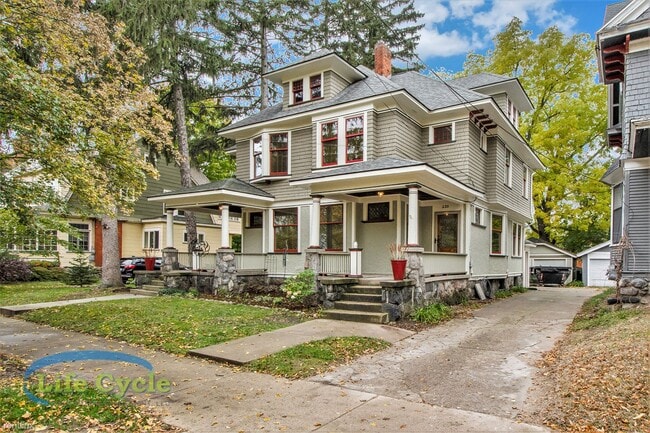 Building Photo - 4 br, 1 bath House - 235 Eastern Ave SE