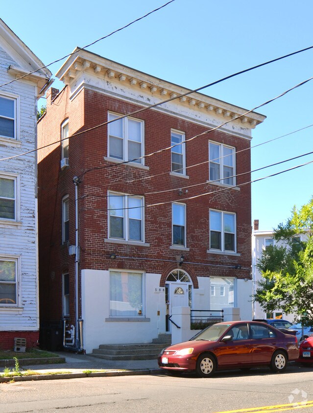Foto del edificio - 588 East St