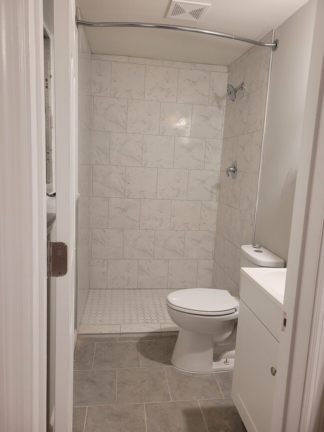 Walk-In Shower Primary - 2013 N Skylane Dr