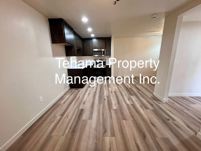 Building Photo - 304 Jefferson St