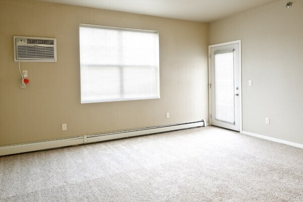 Encore Apartments - 4