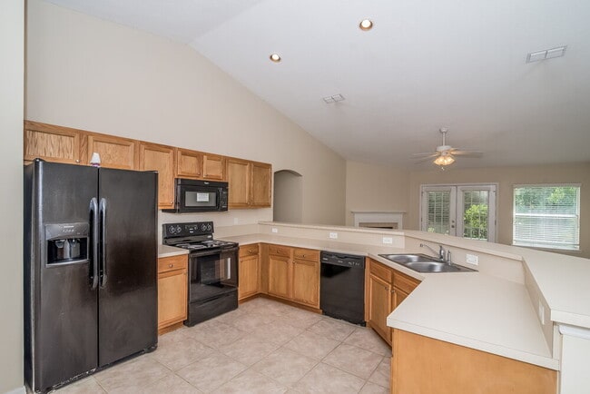 Building Photo - 12306 Bucks Harbor Dr S