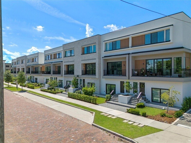 Foto principal - 48 W Harding St