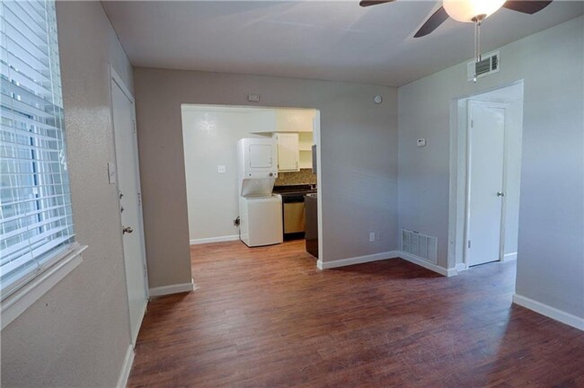 Foto del edificio - East Austin 2x1 Apartment