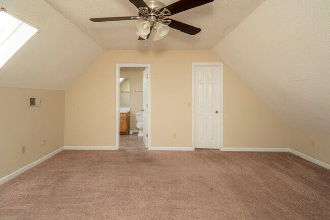 Foto del edificio - Courtyard Condominiums #08