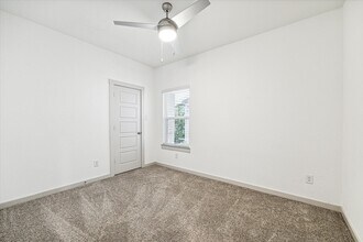 Building Photo - 3004 Ludgate Hill Ln