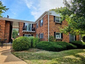 Building Photo - 13415 Land O Woods Dr