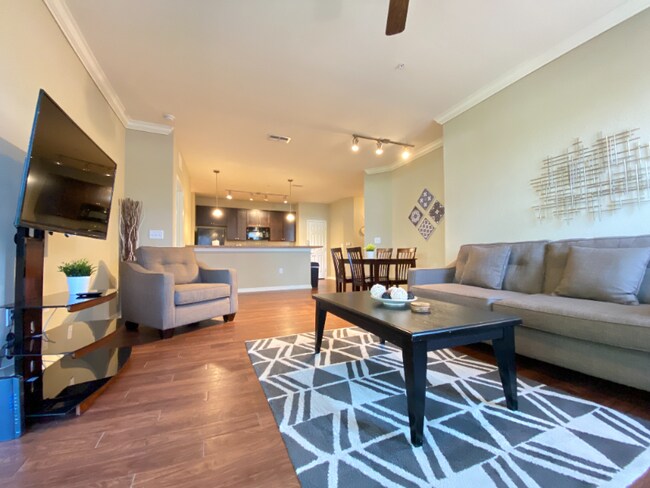 Foto del edificio - 2125 Sweetbroom Cir