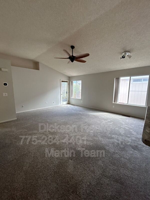 Foto del edificio - 4918 Bayridge Ln