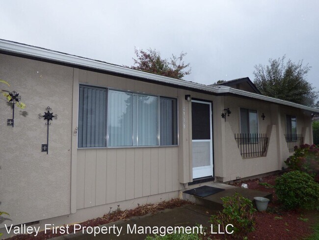 Building Photo - 3 br, 1 bath House - 4748 Ward Drive