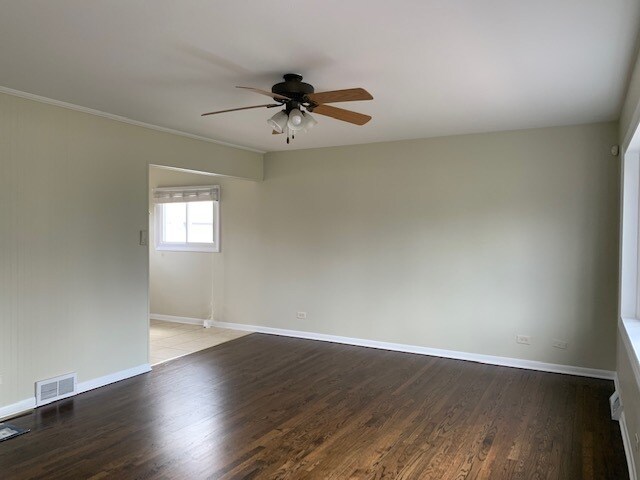 Foto del edificio - 1N425 Goodrich Ave