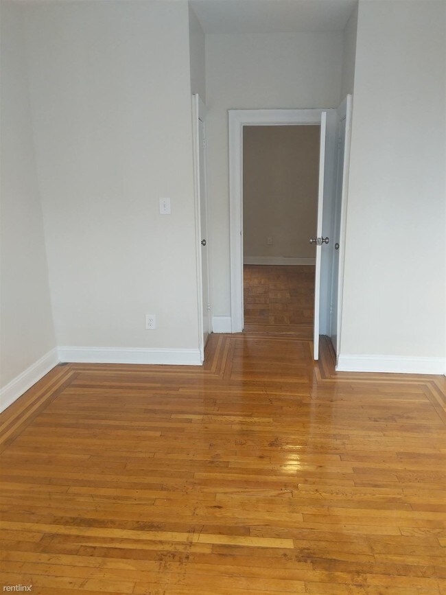 Building Photo - 1 br, 1 bath  - 3401 Park Ave 3D