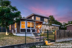 Building Photo - 451 Angel Dr