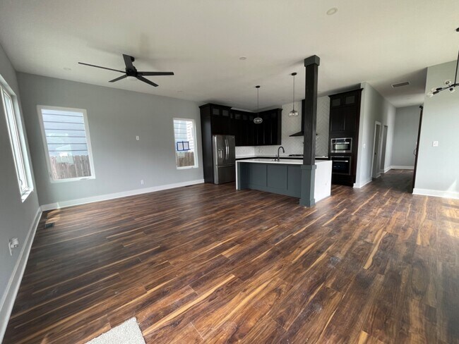 Foto del edificio - 1430 Olive St