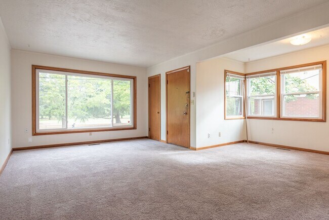 Foto del edificio - 7222-7224 NE Tillamook
