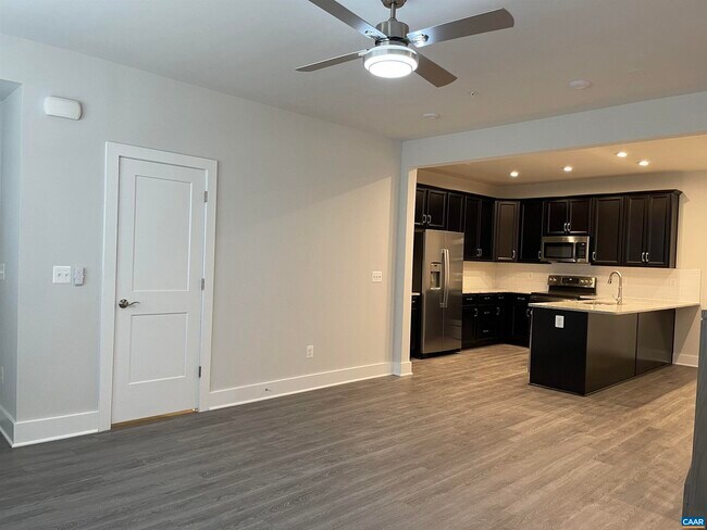 Building Photo - 608 Noush Ct
