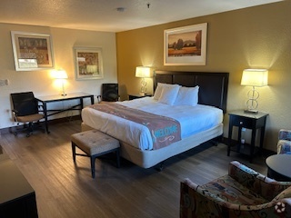 One King Bed Studio - Prairie Park Extended Stay